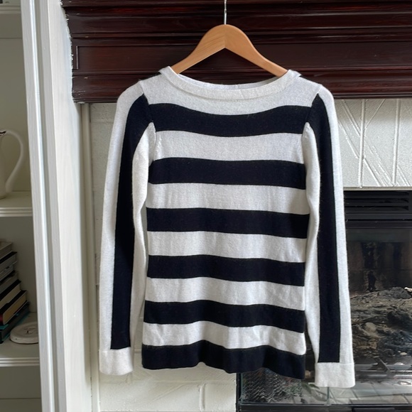 Nicholai Sweaters - Nicholai Striped Black and White Boat Neck Sweater XS O1